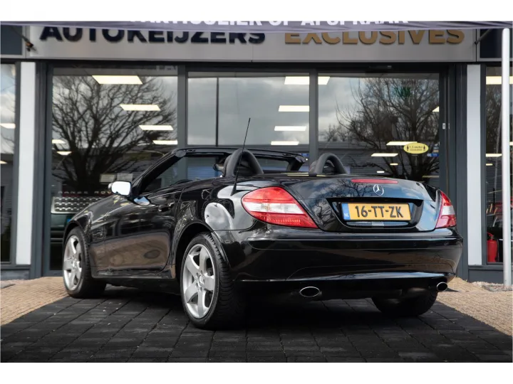 Mercedes-Benz SLK 280 Image 4