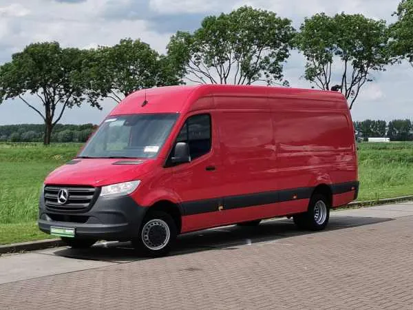 Mercedes-Benz Sprinter 516 L3H2 Maxi MBUX AUT Image 2