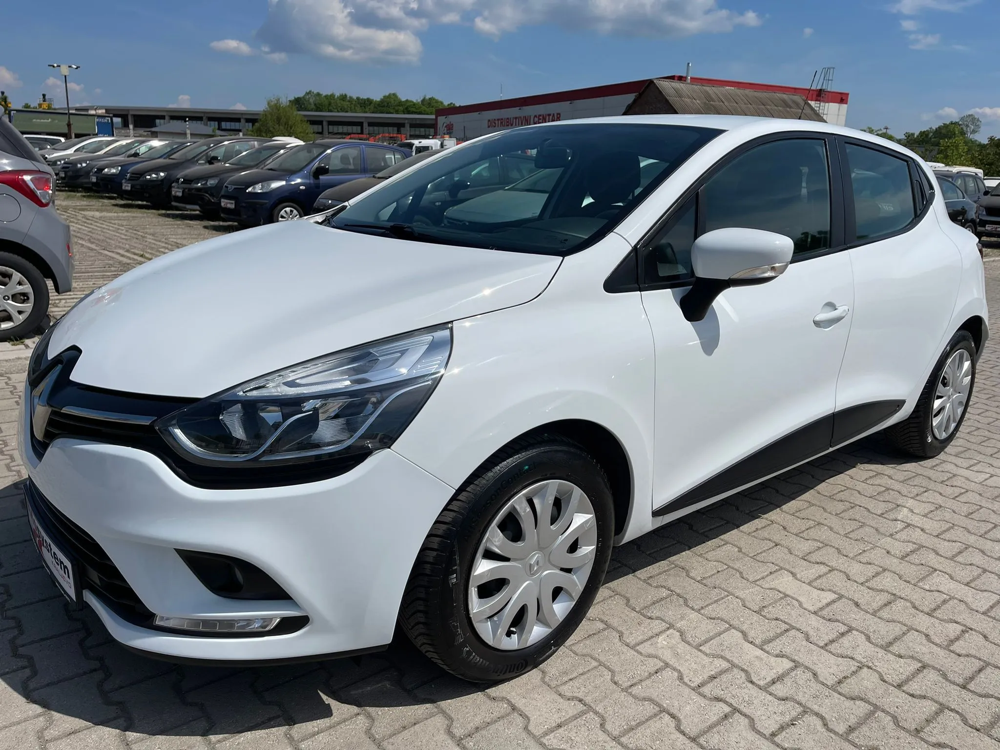 Renault Clio 1.5 DCI KREDITI NA LICU MESTA Image 1