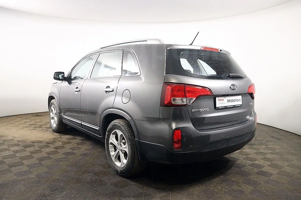 Kia Sorento Image 7